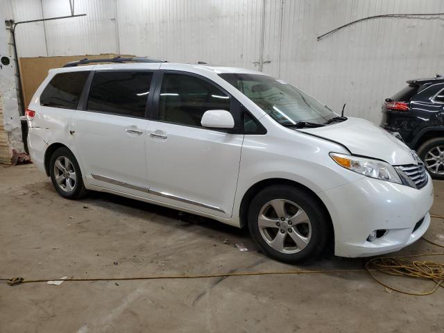 Photo 3 VIN: 5TDYK3DC5CS267557 - TOYOTA SIENNA XLE 