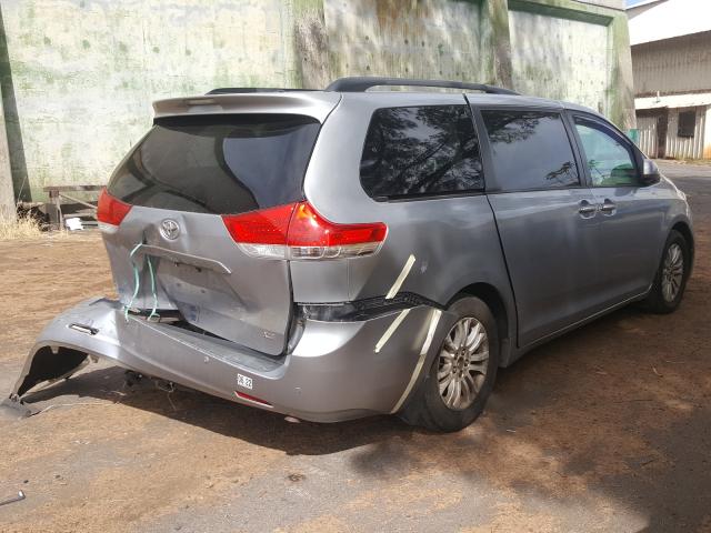 Photo 3 VIN: 5TDYK3DC5CS269969 - TOYOTA SIENNA XLE 