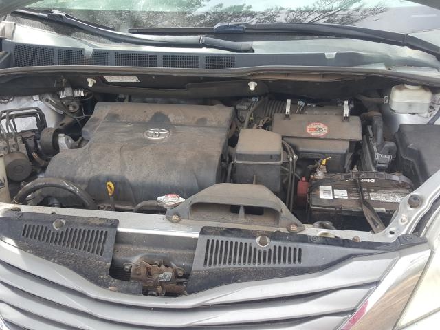 Photo 6 VIN: 5TDYK3DC5CS269969 - TOYOTA SIENNA XLE 