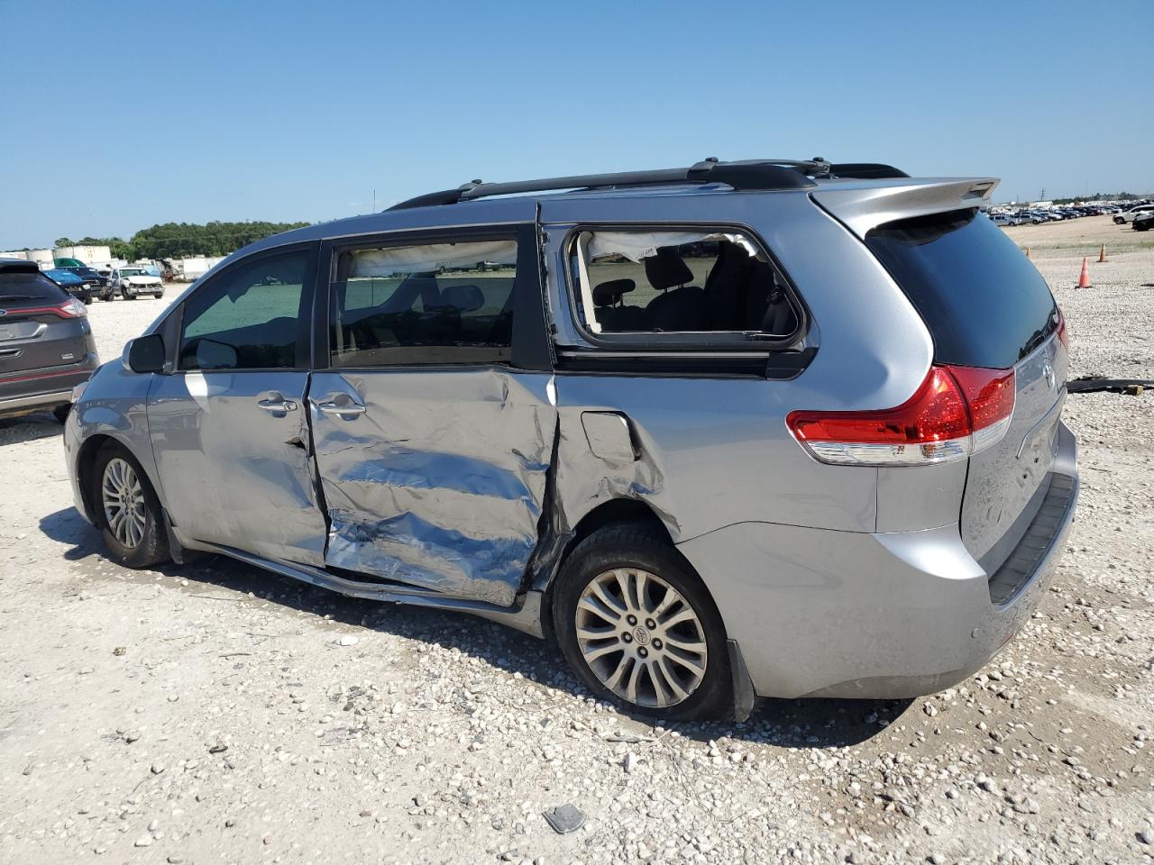 Photo 1 VIN: 5TDYK3DC5CS274167 - TOYOTA SIENNA 