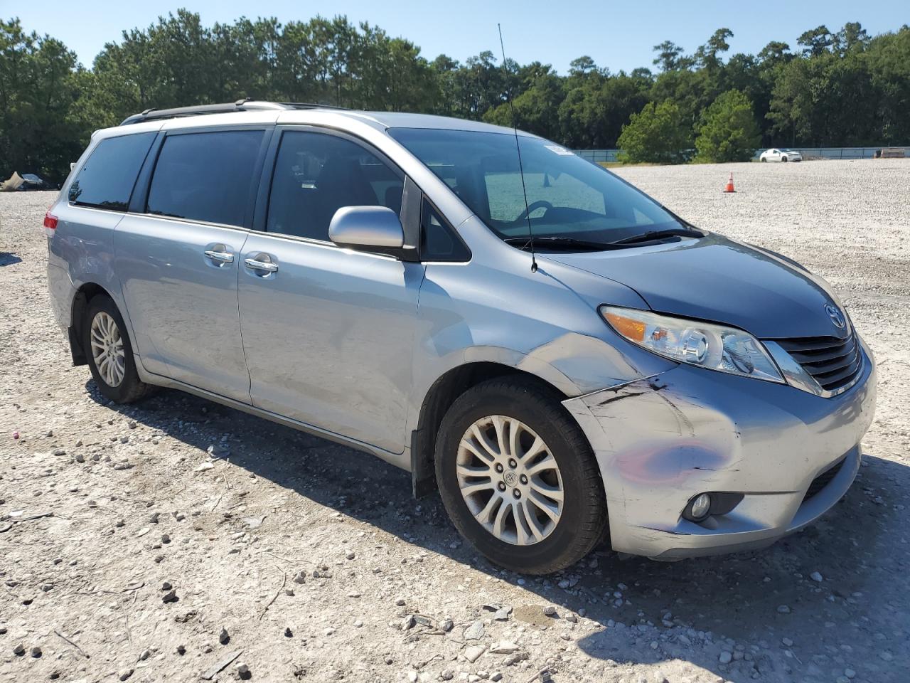 Photo 3 VIN: 5TDYK3DC5CS274167 - TOYOTA SIENNA 