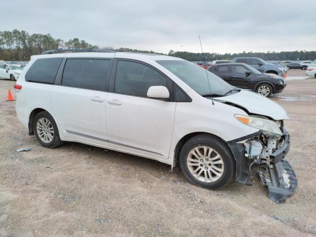 Photo 3 VIN: 5TDYK3DC5CS275156 - TOYOTA SIENNA XLE 