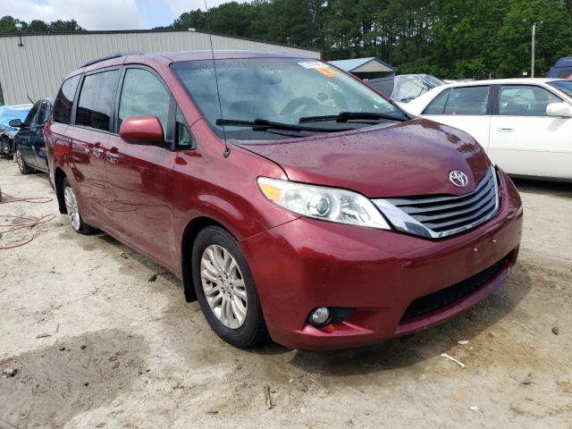 Photo 3 VIN: 5TDYK3DC5CS276548 - TOYOTA SIENNA XLE 