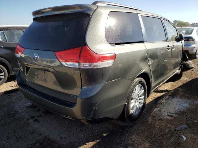 Photo 3 VIN: 5TDYK3DC5DS301613 - TOYOTA SIENNA XLE 