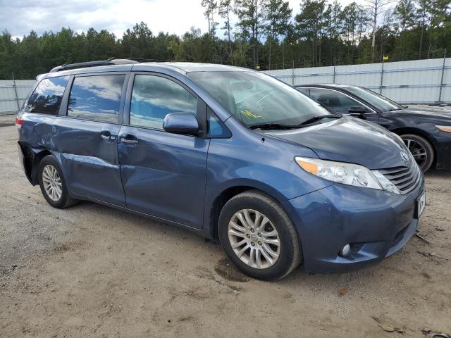 Photo 3 VIN: 5TDYK3DC5DS322543 - TOYOTA SIENNA XLE 