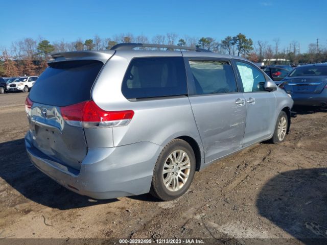 Photo 3 VIN: 5TDYK3DC5DS371306 - TOYOTA SIENNA 