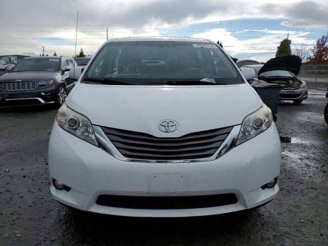 Photo 4 VIN: 5TDYK3DC5DS375078 - TOYOTA SIENNA XLE 