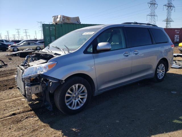 Photo 0 VIN: 5TDYK3DC5DS391880 - TOYOTA SIENNA XLE 