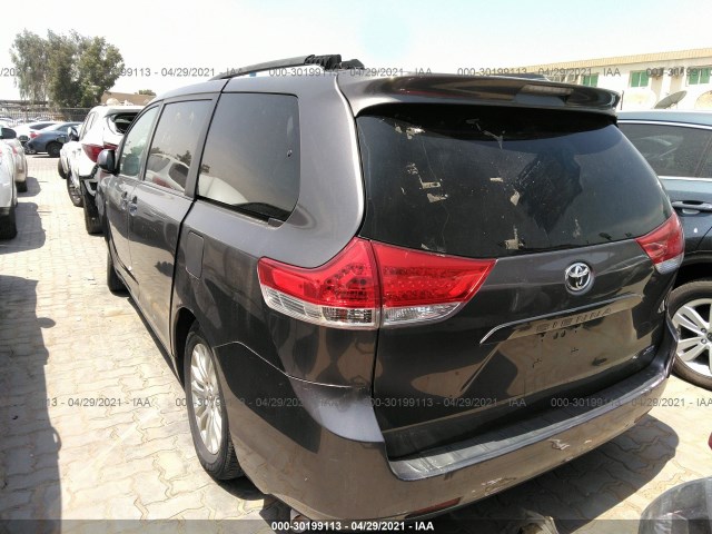 Photo 2 VIN: 5TDYK3DC5ES406928 - TOYOTA SIENNA 