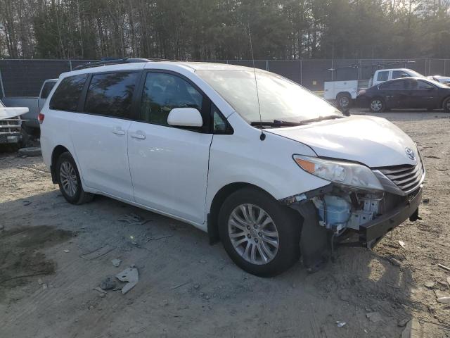 Photo 3 VIN: 5TDYK3DC5ES419291 - TOYOTA SIENNA XLE 