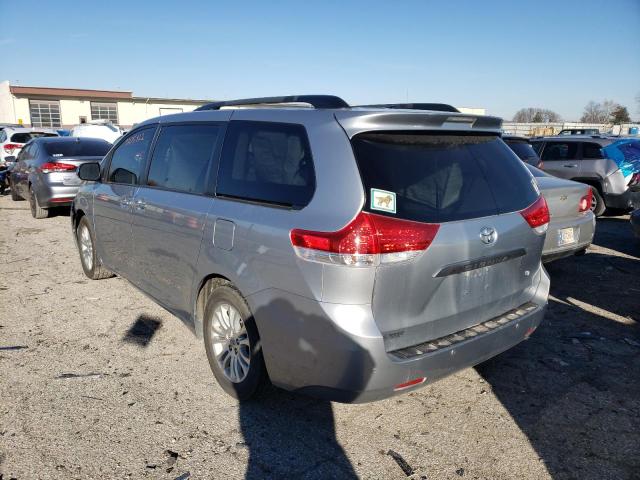 Photo 2 VIN: 5TDYK3DC5ES431621 - TOYOTA SIENNA XLE 