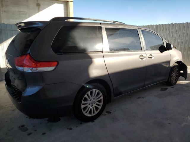 Photo 2 VIN: 5TDYK3DC5ES438617 - TOYOTA SIENNA XLE 