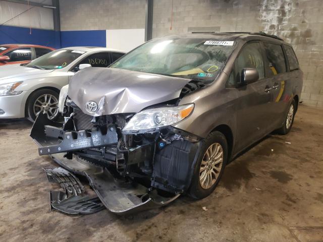 Photo 1 VIN: 5TDYK3DC5ES488885 - TOYOTA SIENNA XLE 