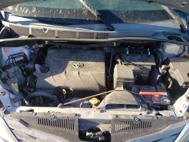 Photo 11 VIN: 5TDYK3DC5ES511050 - TOYOTA SIENNA XLE 