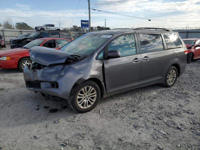 Photo 0 VIN: 5TDYK3DC5ES522064 - TOYOTA SIENNA XLE 