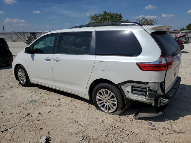 Photo 1 VIN: 5TDYK3DC5FS527413 - TOYOTA SIENNA XLE 