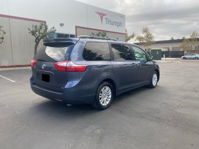 Photo 3 VIN: 5TDYK3DC5FS530893 - TOYOTA SIENNA XLE 