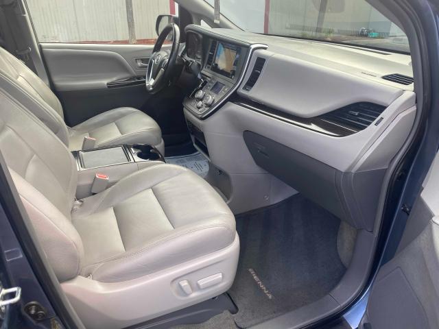 Photo 4 VIN: 5TDYK3DC5FS530893 - TOYOTA SIENNA XLE 