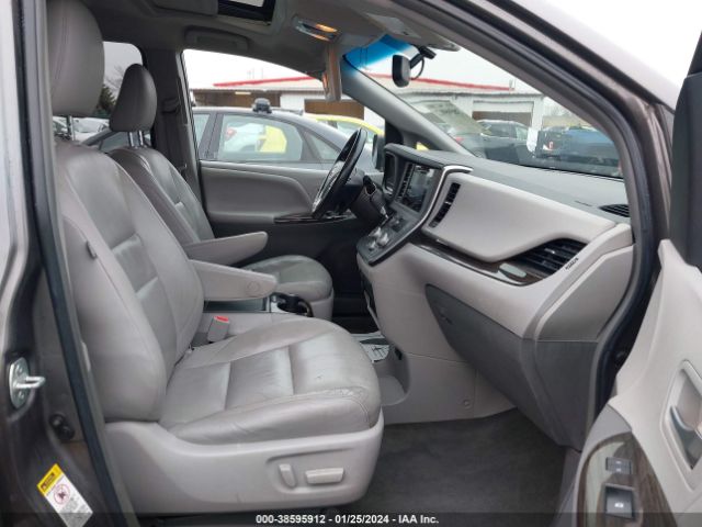 Photo 4 VIN: 5TDYK3DC5FS616236 - TOYOTA SIENNA 