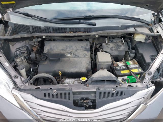 Photo 9 VIN: 5TDYK3DC5FS635952 - TOYOTA SIENNA 