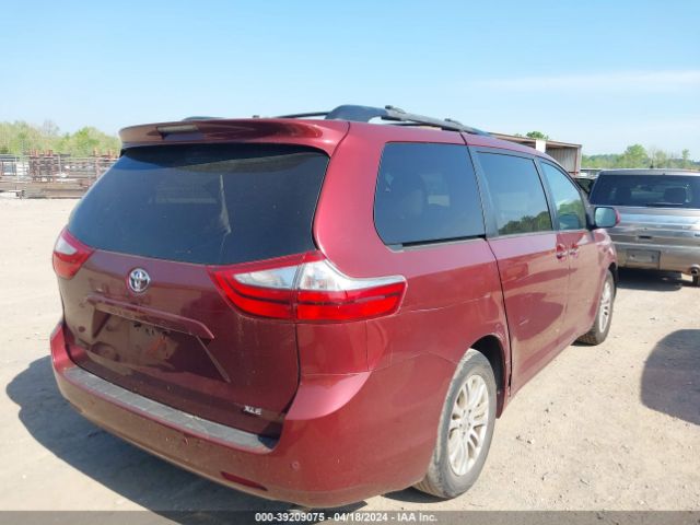 Photo 3 VIN: 5TDYK3DC5FS671009 - TOYOTA SIENNA 