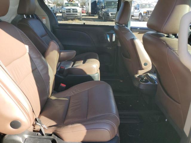 Photo 10 VIN: 5TDYK3DC5FS677635 - TOYOTA SIENNA XLE 