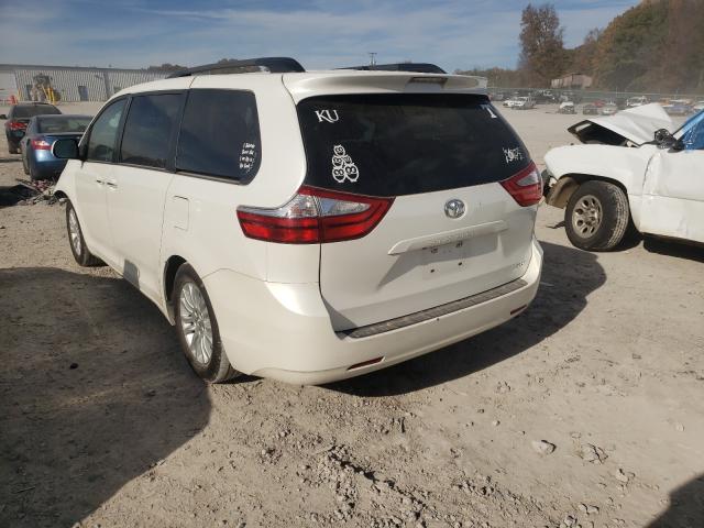 Photo 2 VIN: 5TDYK3DC5FS678039 - TOYOTA SIENNA XLE 