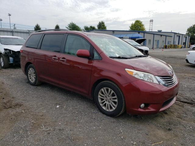 Photo 3 VIN: 5TDYK3DC5FS682706 - TOYOTA SIENNA XLE 