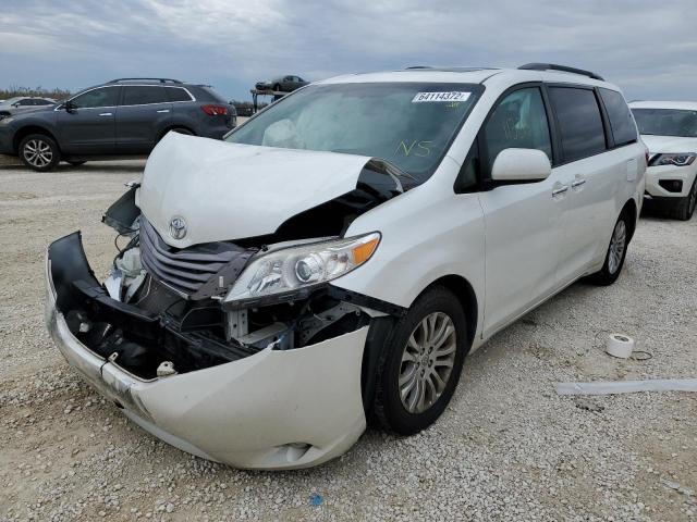 Photo 1 VIN: 5TDYK3DC5FS688523 - TOYOTA SIENNA XLE 