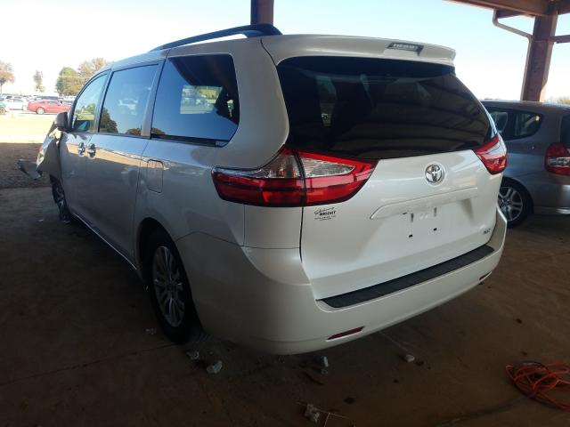 Photo 2 VIN: 5TDYK3DC5GS706875 - TOYOTA SIENNA XLE 