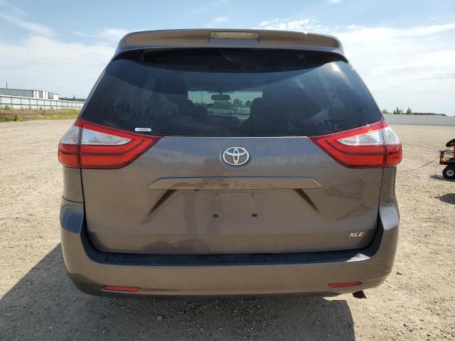 Photo 5 VIN: 5TDYK3DC5GS715527 - TOYOTA SIENNA XLE 