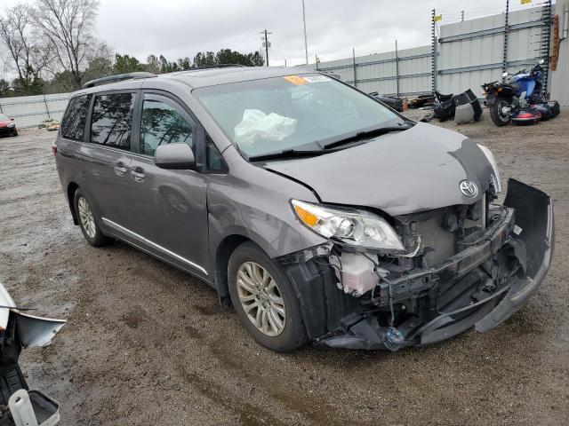 Photo 3 VIN: 5TDYK3DC5GS721084 - TOYOTA SIENNA XLE 