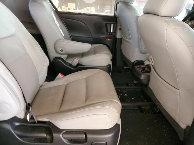 Photo 10 VIN: 5TDYK3DC5GS728391 - TOYOTA SIENNA XLE 