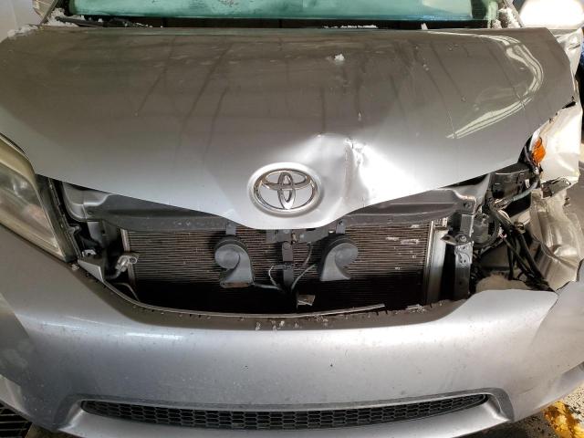 Photo 11 VIN: 5TDYK3DC5GS728391 - TOYOTA SIENNA XLE 