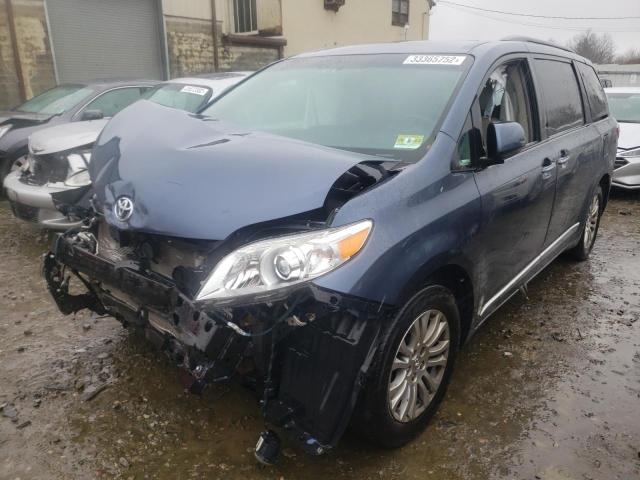 Photo 1 VIN: 5TDYK3DC5GS750925 - TOYOTA SIENNA XLE 