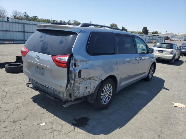 Photo 2 VIN: 5TDYK3DC5GS752920 - TOYOTA SIENNA XLE 