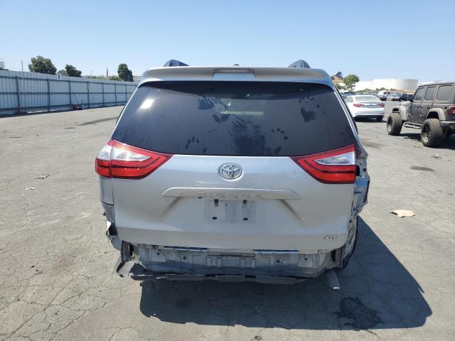 Photo 5 VIN: 5TDYK3DC5GS752920 - TOYOTA SIENNA XLE 