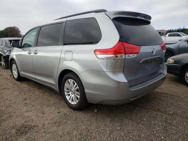 Photo 2 VIN: 5TDYK3DC6BS008638 - TOYOTA SIENNA XLE 