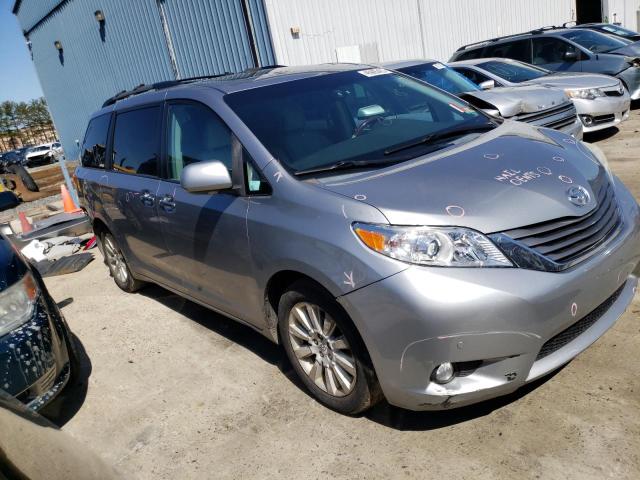 Photo 3 VIN: 5TDYK3DC6BS016822 - TOYOTA SIENNA XLE 