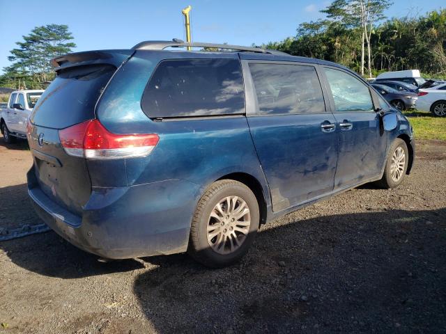 Photo 2 VIN: 5TDYK3DC6BS047391 - TOYOTA SIENNA XLE 