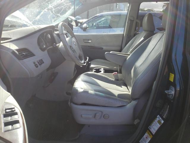 Photo 6 VIN: 5TDYK3DC6BS047391 - TOYOTA SIENNA XLE 