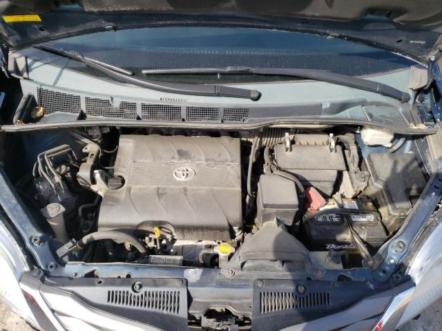 Photo 6 VIN: 5TDYK3DC6BS050498 - TOYOTA SIENNA XLE 