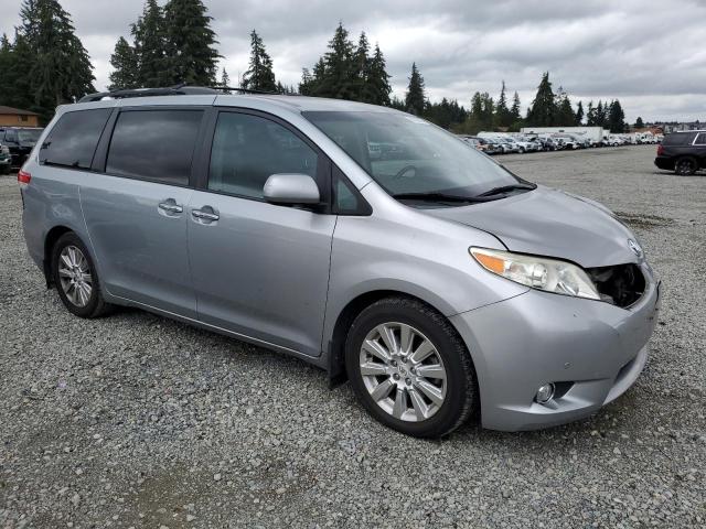 Photo 3 VIN: 5TDYK3DC6BS062375 - TOYOTA SIENNA XLE 