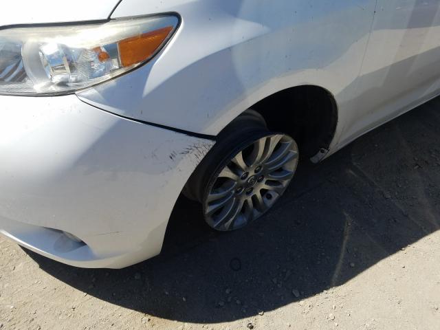 Photo 8 VIN: 5TDYK3DC6BS080729 - TOYOTA SIENNA XLE 