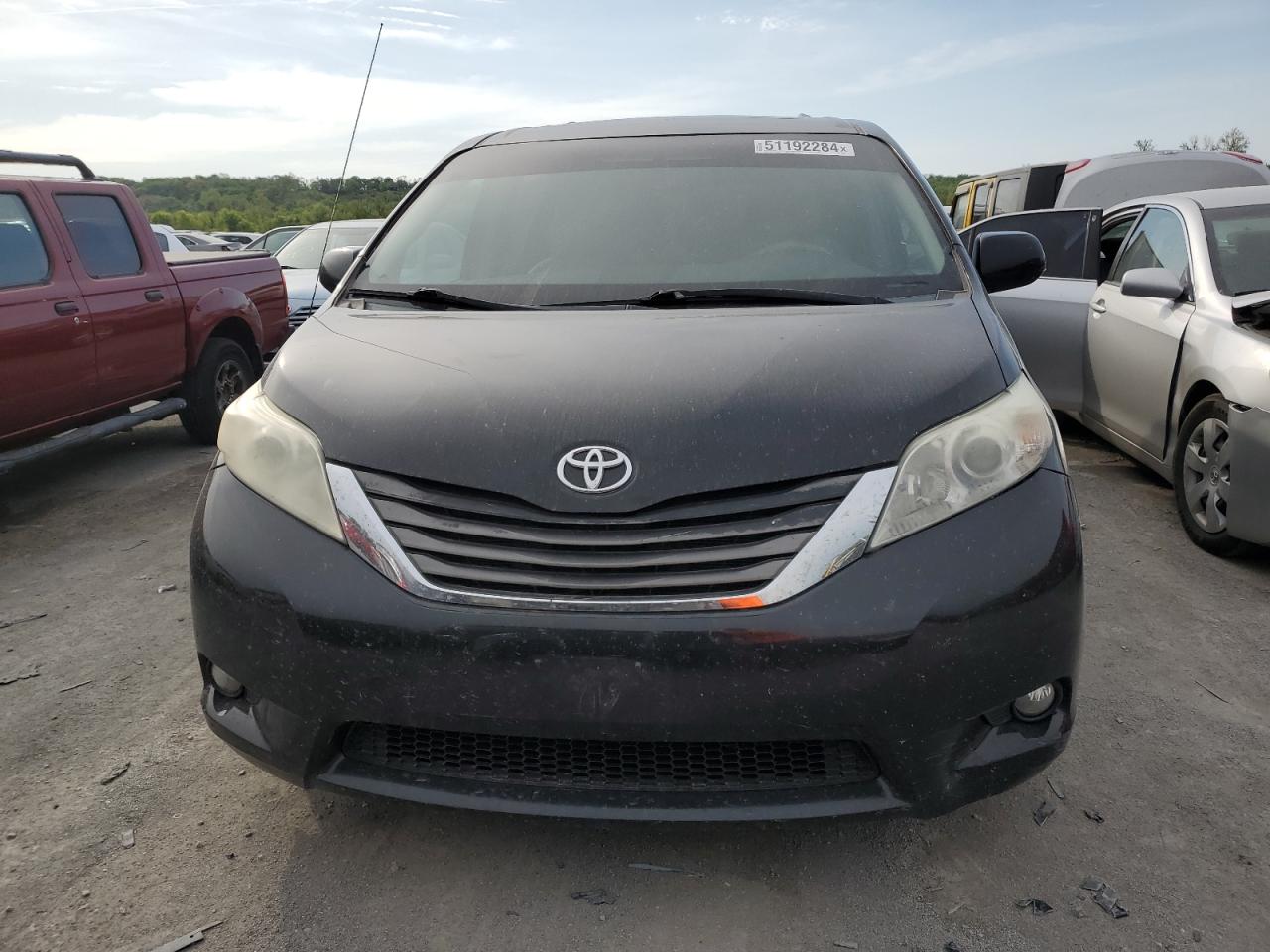 Photo 4 VIN: 5TDYK3DC6BS087230 - TOYOTA SIENNA 