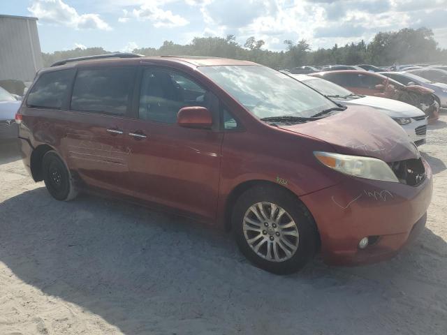 Photo 3 VIN: 5TDYK3DC6BS129900 - TOYOTA SIENNA XLE 