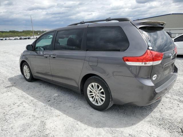 Photo 1 VIN: 5TDYK3DC6BS138368 - TOYOTA SIENNA XLE 