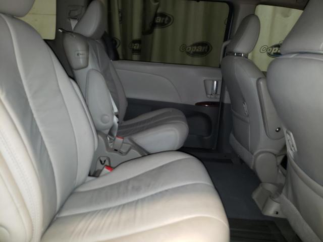 Photo 5 VIN: 5TDYK3DC6BS160418 - TOYOTA SIENNA XLE 