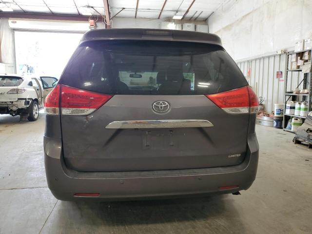 Photo 5 VIN: 5TDYK3DC6BS162718 - TOYOTA SIENNA XLE 