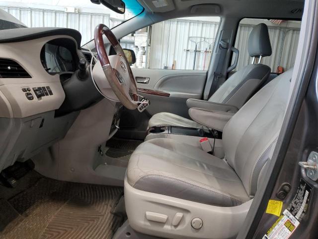 Photo 6 VIN: 5TDYK3DC6BS162718 - TOYOTA SIENNA XLE 